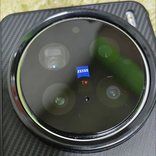 เคสโทรศัพท์ลายคาร์บอนไฟเบอร์ แบบถุงลมป้องกันกระแทก มีแม่เหล็ก สำหรับ Vivo X300 Pro X200 Pro X200 Ultra iQOO 13 12 Pro Neo 10 X100 เคสแข็งครอบเต็มตัว