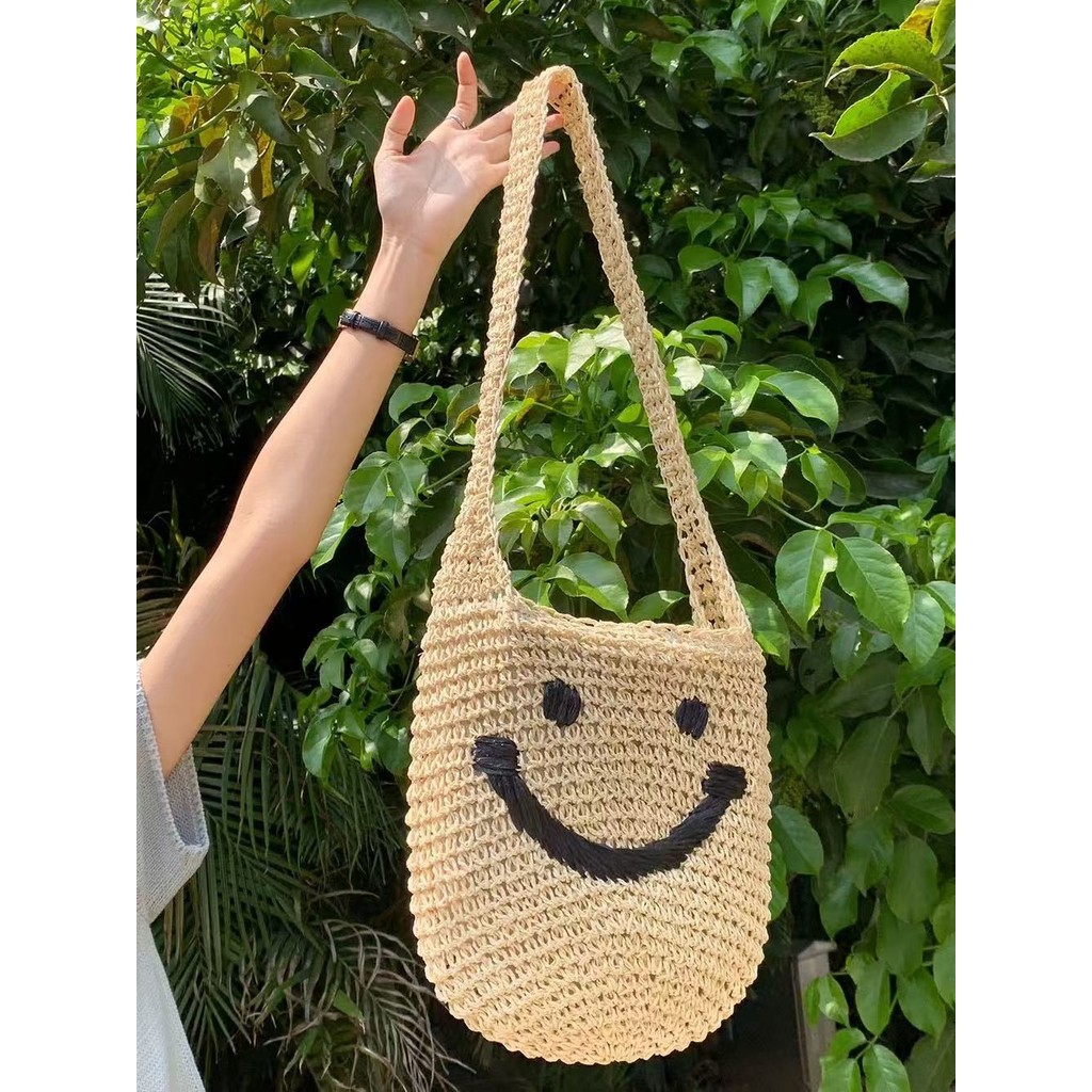 [Atmosphere Bag] Smiley Beach Bag Bucket Vacation Bag Beach Swimming One-Shoulder Handbag Straw Bag 