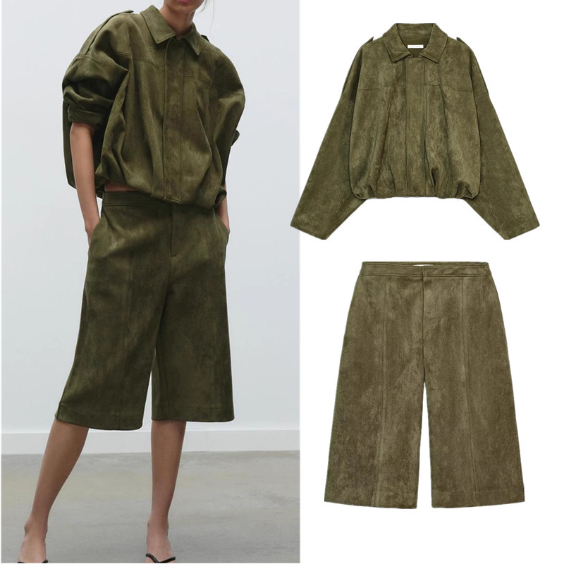 กางเกงขาสั้นลําลอง Zara Suede4344154 เสื้อคลุมบอมเบอร์4344155