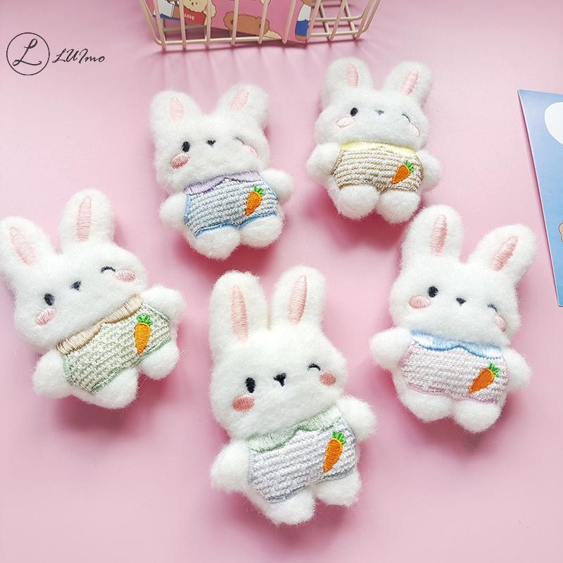 LUImo การ์ตูน Plush Bunny ตุ๊กตาเข็มกลัดสําหรับผู้หญิงน่ารักตุ๊กตาน้อยอุปกรณ์เสริมนักเรียนกระเป๋าเป้สะพายหลังเสื้อผ้าตกแต่งสาว Party ของขวัญใหม่ - รูปที่ 2