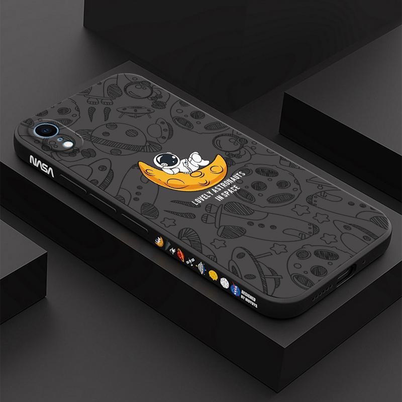 เคส iPhone XR สีทึบ iPhone XR ภาพประกอบอวกาศ เคสโทรศัพท์นักบินอวกาศ XTKR