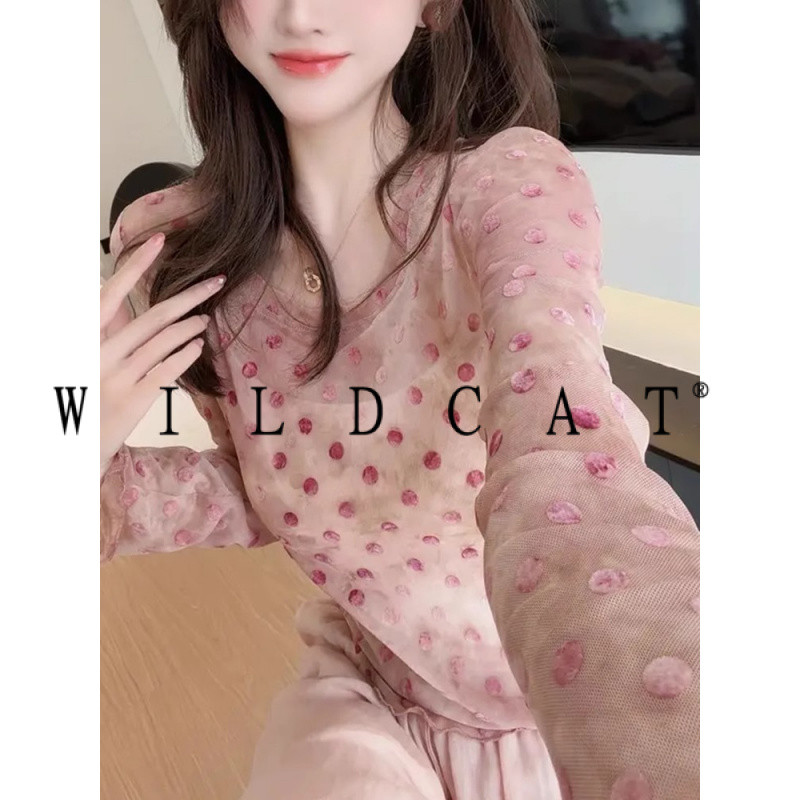 สีชมพูไมโครโปร่งใสลายจุดแขนยาวเสื้อยืดผู้หญิงฤดูใบไม้ผลิฤดูร้อนใหม่ด้านบนสลิมฟิตครีมกันแดดผ้ากอซ