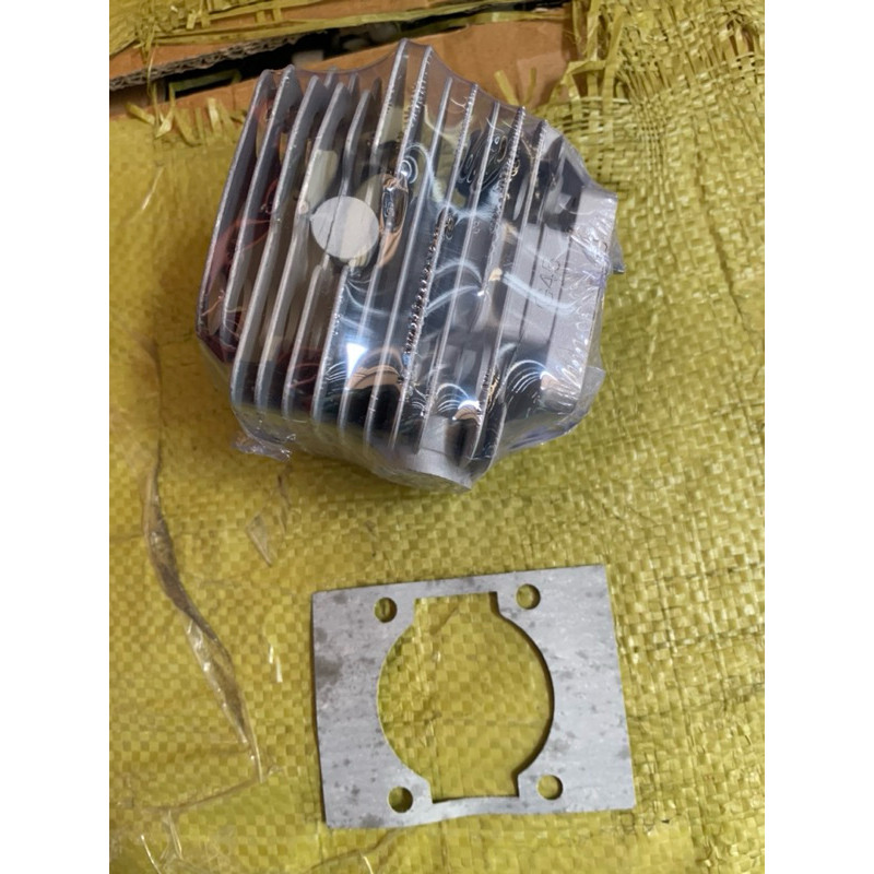 L11 เสื้อสูบพร้อมลูกสูบ ชุดเสื้อสูบ เครื่องตัด​หญ้า​ รุ่น G43L, G45L ลูกสูบ 40 มิล (อย่างดี)