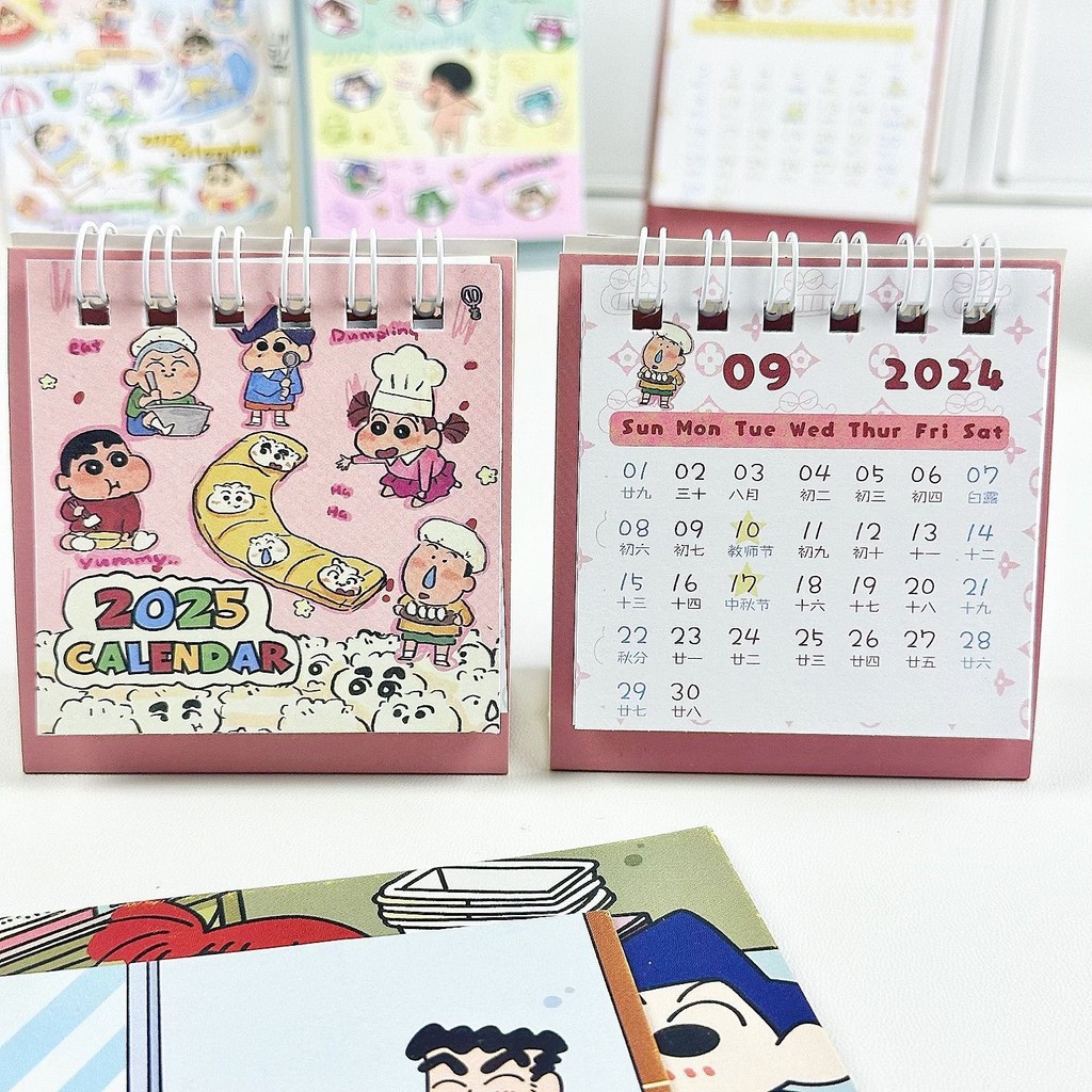 2025 ปฏิทินเครยอนชินจังการ์ตูนมินิปฏิทินเดสก์ท็อปตกแต่ง