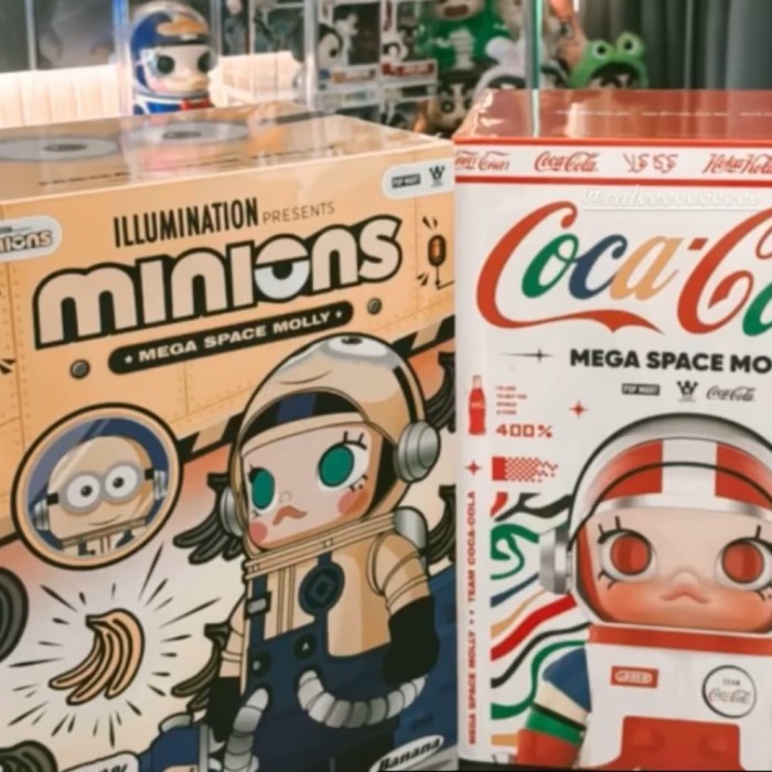 Mega space molly 400% x minion popmart JAPAN ดั้งเดิม