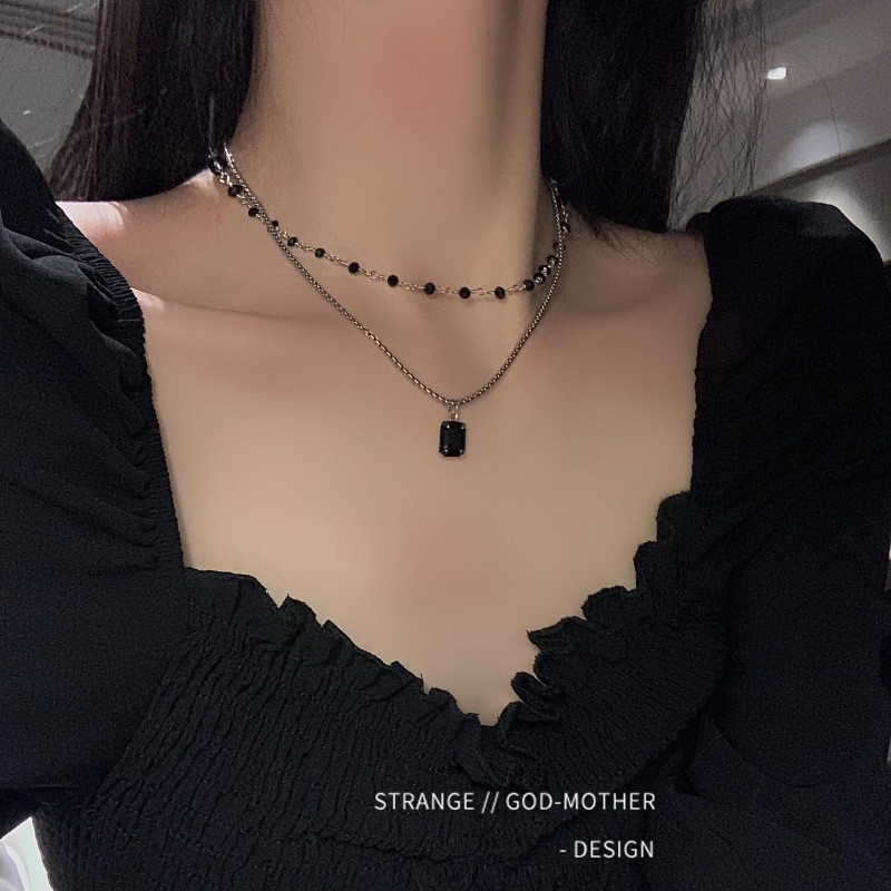 จูชิ ผู้หญิงสีดํา ฮาวชิ สร้อยคอลูกปัดสองชั้นหญิงแฟชั่นวันหยุดของขวัญอุปกรณ์เสริม