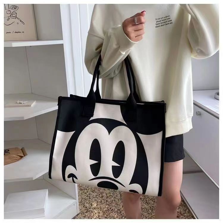 กระเป๋าสะพายไหล่ ขนาดใหญ่ จุของได้เยอะ ลายการ์ตูน #BAG031
