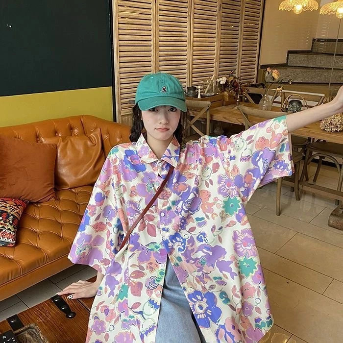 เสื้อเชิ้ตผู้หญิงแขนสั้นสไตล์ฮาวาย ลายดอกสีน้ำเงินม่วง thumbnail 4