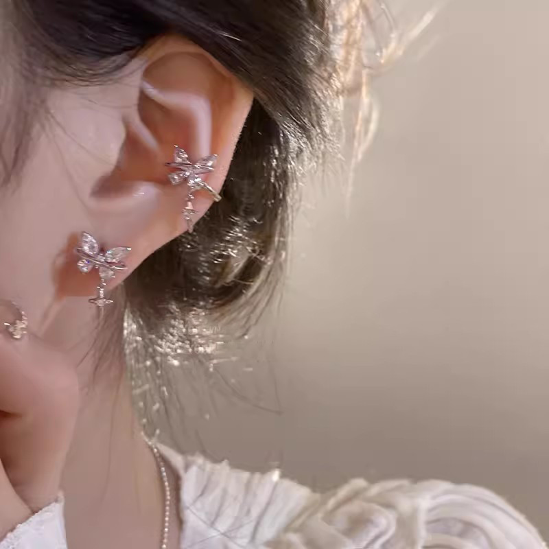 Ponvicer ต่างหูระดับไฮเอนด์ Butterfly Star Ear Bone คลิปหนีบหูสำหรับสุภาพสตรีนิชคลิปหูส่วนบุคคล