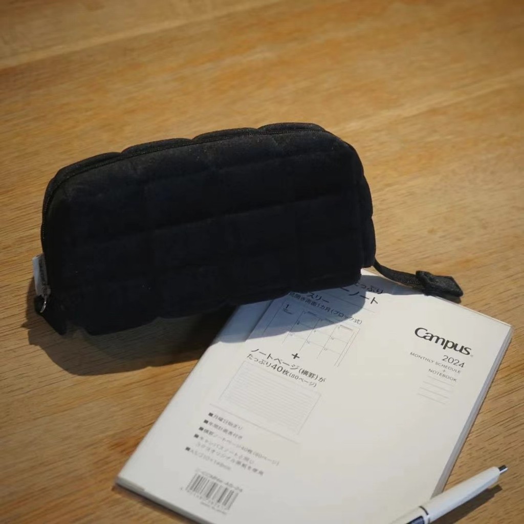 Kokuyo Black Pencil Case Collection กล่องดินสอแบบเรียบง่าย ทนทานต่อสิ่งสกปรก - รูปที่ 2