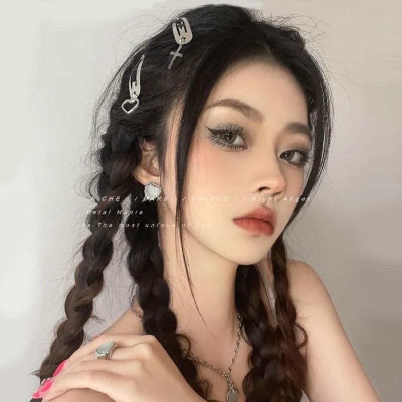 ร้านไทย กิ๊บติดผม กิ๊บสีเงิน มีจี้ห้อยตุ้งติ้ง รูปหัวใจ ดาว วงกลม กิ๊ปแฟชั่น เกาหลี ราคา ถูกที่สุด ดีลบีเคเค แกลเลอรีภาพที่ 5