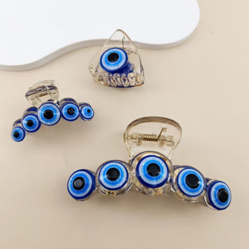 Lucky Evil Eyes Hairpins อินเทรนด์ Blue Eye อะคริลิค Shark Hair Claw สําหรับผู้หญิงอุปกรณ์เสริมผมของขวัญ