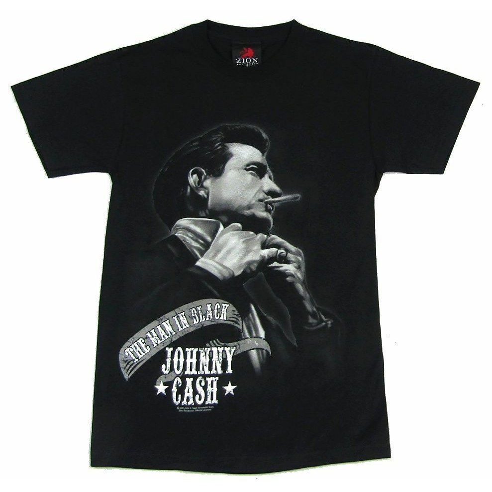 Johnny Cash Smoking The Man In Black T-Shirt ใหม่