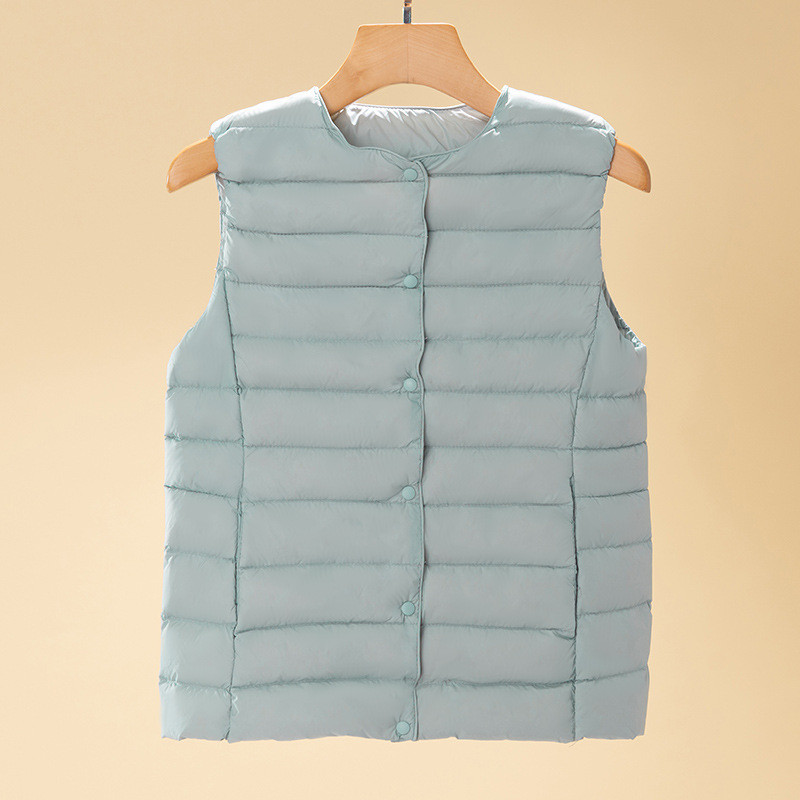 2024 เสื้อกั๊กขนเป็ดน้ําหนักเบาสไตล์ใหม่คอกลมขนเป็ดสีขาวให้ความอบอุ่นเสื้อผ้าผู้หญิงแฟชั่นขนาดใหญ่