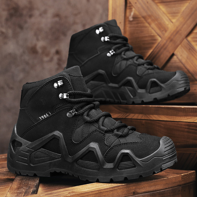 รองเท้ามาร์ตินสูงด้านบนแฟชั่นอินเทรนด์รองเท้าผู้ชายรองเท้าทหารฤดูใบไม้ร่วงฤดูหนาวสไตล์ใหม่นักเรียนผู้ชาย