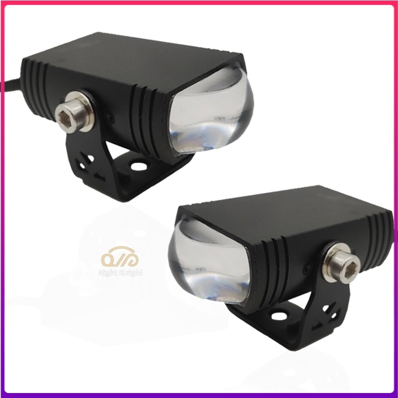 ใหม่ รถสปอตไลท์ led grille ไฟหมอกทํางานไฟเสริมภายนอกรถออฟโรด SUV รถบรรทุก