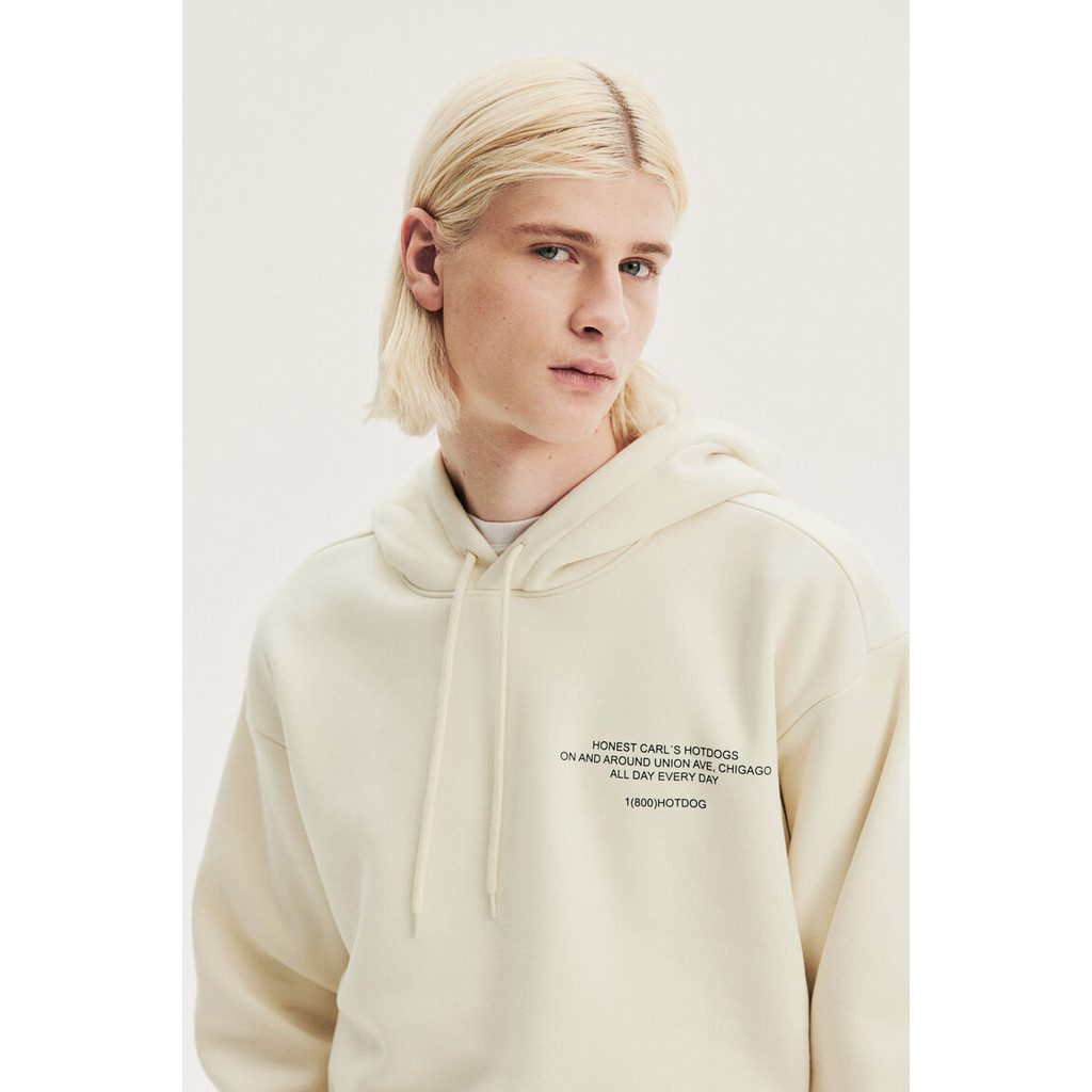 H&M เสื้อฮู้ดพิมพ์ลายทรงหลวม Men Loose Fit Printed hoodie 1122659_2