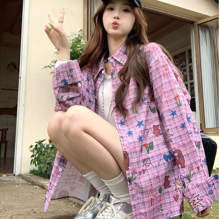 Rommers Graffiti พิมพ์เสื้อลายสก๊อตแขนยาว All-Match หลวม Casual Top