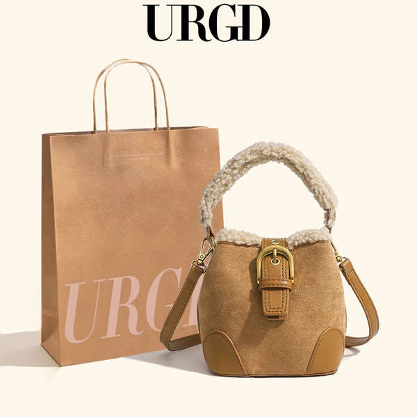 rally the bag กระเป๋า URGD กระเป๋าผู้หญิง2024ใหม่อินเทรนด์ฤดูใบไม้ร่วงและฤดูหนาวผู้หญิงกระเป๋าสะพายไหล่ย้อนยุคแบบลำลองแมทช์ลุคง่ายกระเป๋าทรงจีบสะพายข้างแบบพกพา