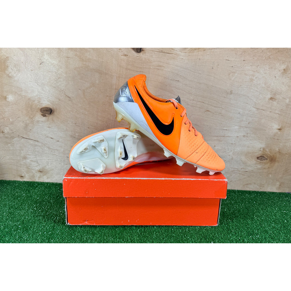 Nike CTR360 Maestri III FG 525166-800 Elite Orange boots Cleats mens Football/So