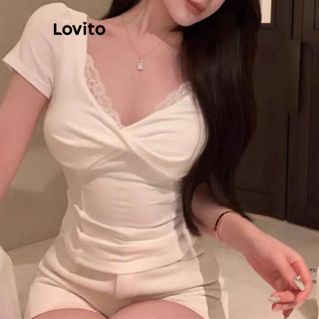 Lovito เสื้อยืดปมธรรมดา ๆ สำหรับผู้หญิง LNA71094