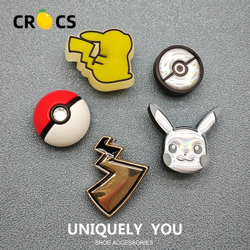Hole Shoe Accessories Card Luo Chi Accessories Zhibixing หัวเข็มขัดตกแต่งน่ารักการ์ตูน All-Match Fun Pikachu รองเท้าหัวเข็มขัดตกแต่ง