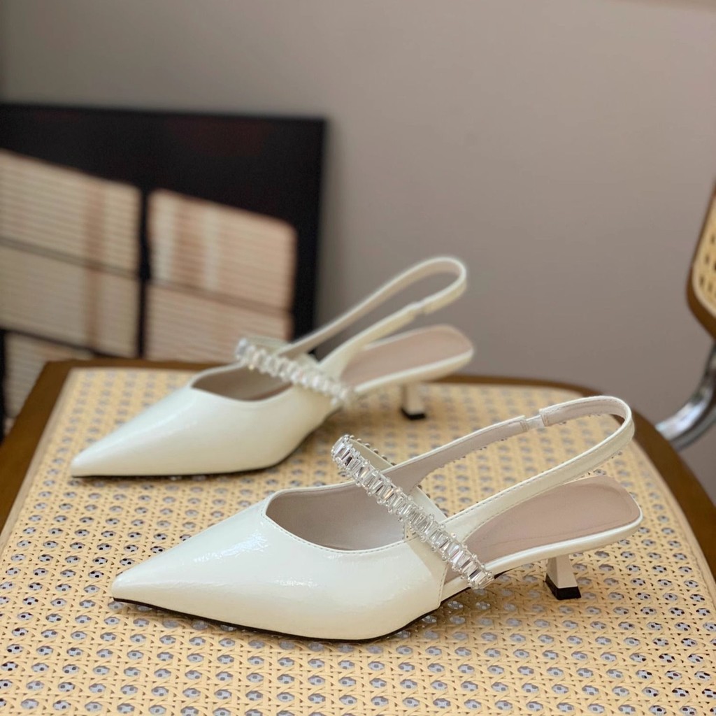 รองเท้าผู้หญิง2025 All-Match Stiletto Heel Pointed Toe ปั๊มภาษาฝรั่งเศสคําชุดราตรีสไตล์ Rhinestone กลับรองเท้าผู้หญิง 04.11