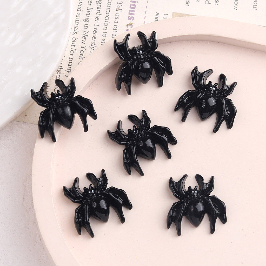 10 ชิ้น Black Spider เรซิ่น Charms สําหรับ DIY (9-353)
