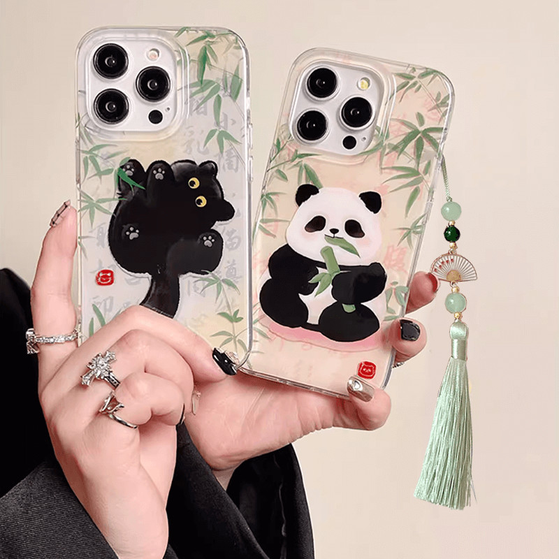 เคส Premium Sense for iPhone 16 15 Pro Max 14 13 Mini 12 11 ProMax X Xs Xr Xsmax 8+ 7+ 6s+ 6+ Plus 7 8 6 6s SE 2020 14Promax 13Promax 12Promax 11Promax China's national treasure panda Vintage lanyard Silicone Phone Case TM 31