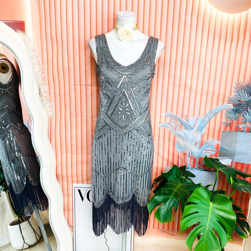 ไซด์ S แบรนด์ BABYYOND แท้ 100% 🌸 แกสบี้ เดรส Gatsby งานเกล็ดวิบวับ สีเทา ใส่ออกงาน ชุดราตรีแกสบี้ ชุดปาร์ตี้