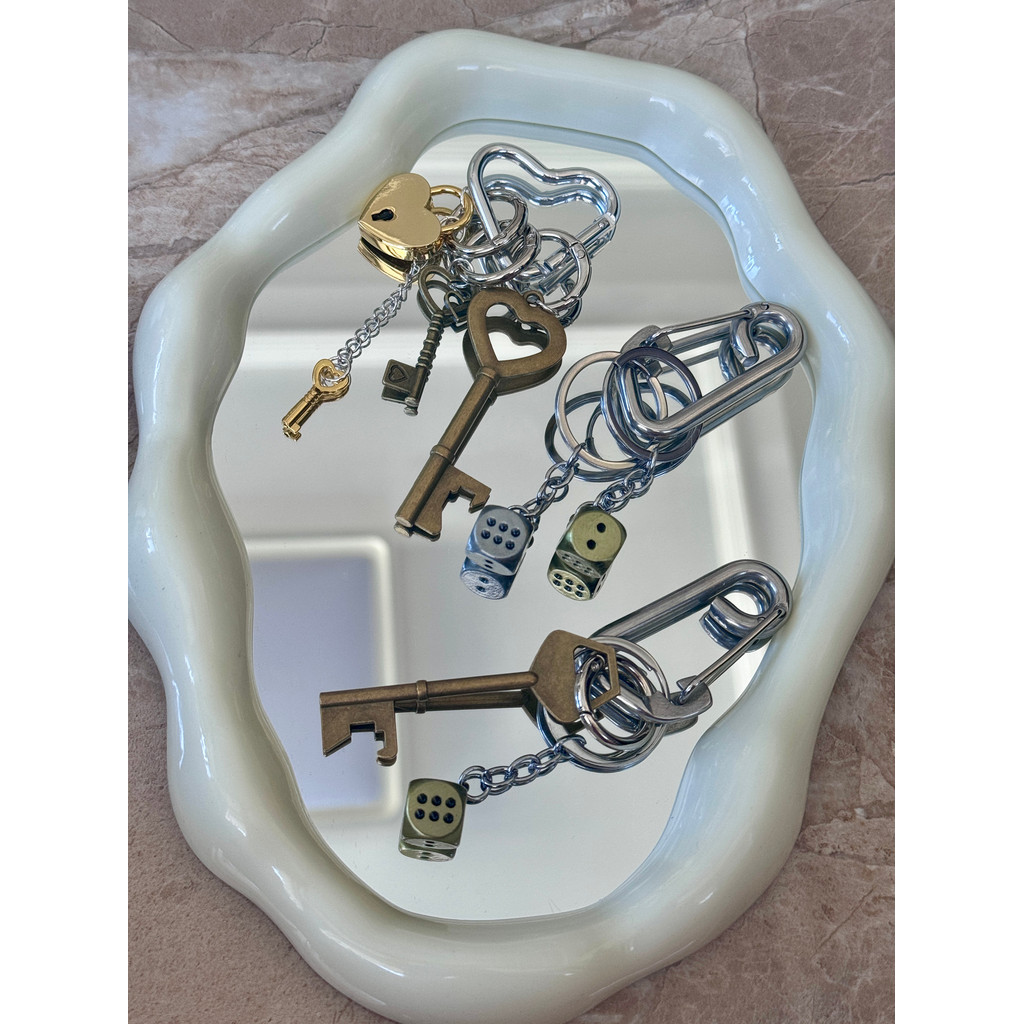 ต้นฉบับ520ของขวัญอินสไตล์คลีนฟิตรักล็อคพวงกุญแจโลหะเนื้อจี้กุญแจหวานเย็นสาวร้อน2025ใหม่กระเป๋าจี้แฟชั่นเฉพาะกระเป๋าจี้แหวนกุญ - รูปที่ 3