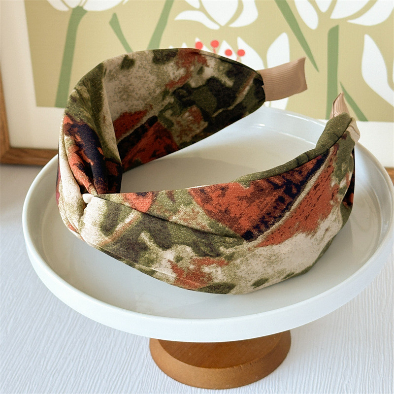 สไตล์ใหม่พิมพ์แถบคาดศีรษะ Tie-Dye Retro ภาพวาดสีน้ํามัน High Skull Top Cross รุ่นกว้าง High-End ที่คาดผมผู้หญิง Classy ผม - รูปที่ 2