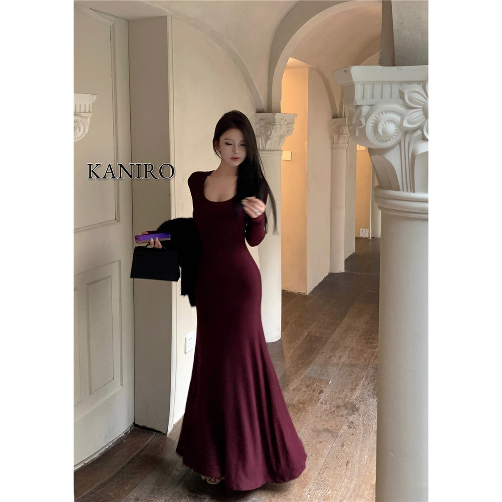 Kaniro ชุดเดรสผู้หญิงเกาหลี กระโปรงสะโพก กระโปรง Bottoming กระโปรง Midi สีทึบเรียบง่าย เซ็กซี่