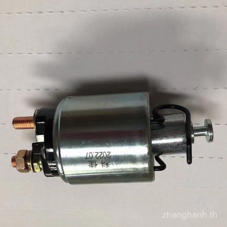 เครื่องยนต์ดีเซลระบายความร้อนด้วยอากาศ178f 186f ชิ้นส่วนมอเตอร์สวิตช์แม่เหล็กหัวกลมรีเลย์ ราคา ถูกที่สุด ดีลบีเคเค รูปภาพหลัก