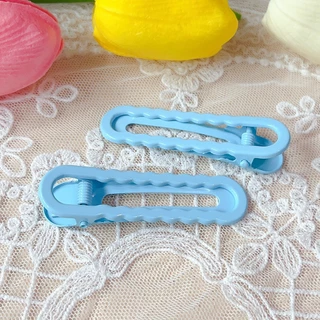 กิ๊บติดผมสีแคนดี้ 2 ชิ้น ทรงปากเป็ดและเรขาคณิต เหมาะสำหรับทุกลุค สไตล์น่ารักอินเทรนด์