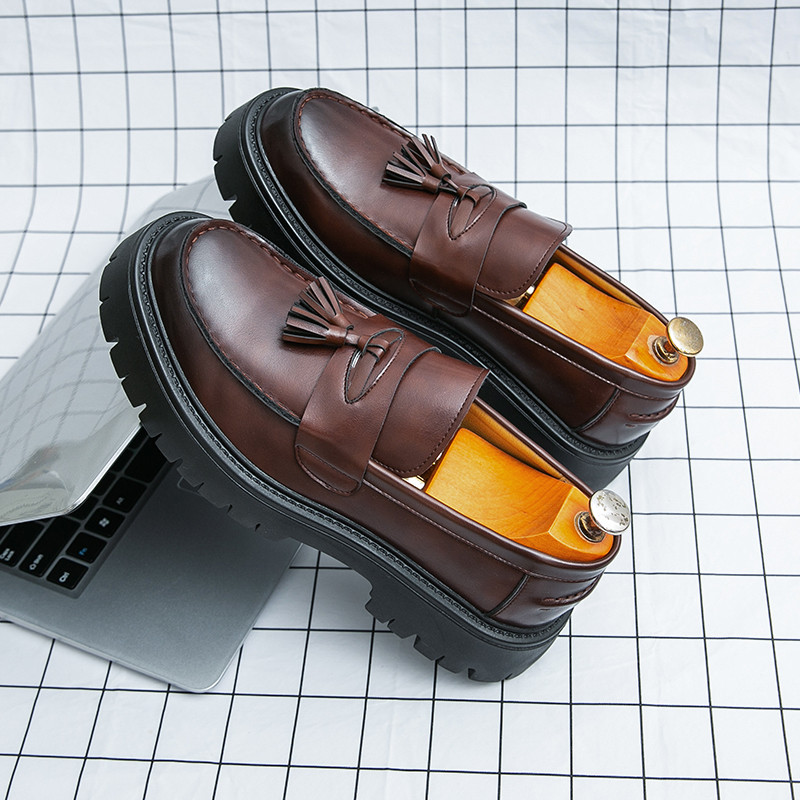 Manพู่loafers Chunkyรองเท้างานแต่งงานแฟชั่นรอบToe PartyหนังสีทึบSlip-Onรองเท้าFaux Suedeทุกวันรองเท้าสบายๆ