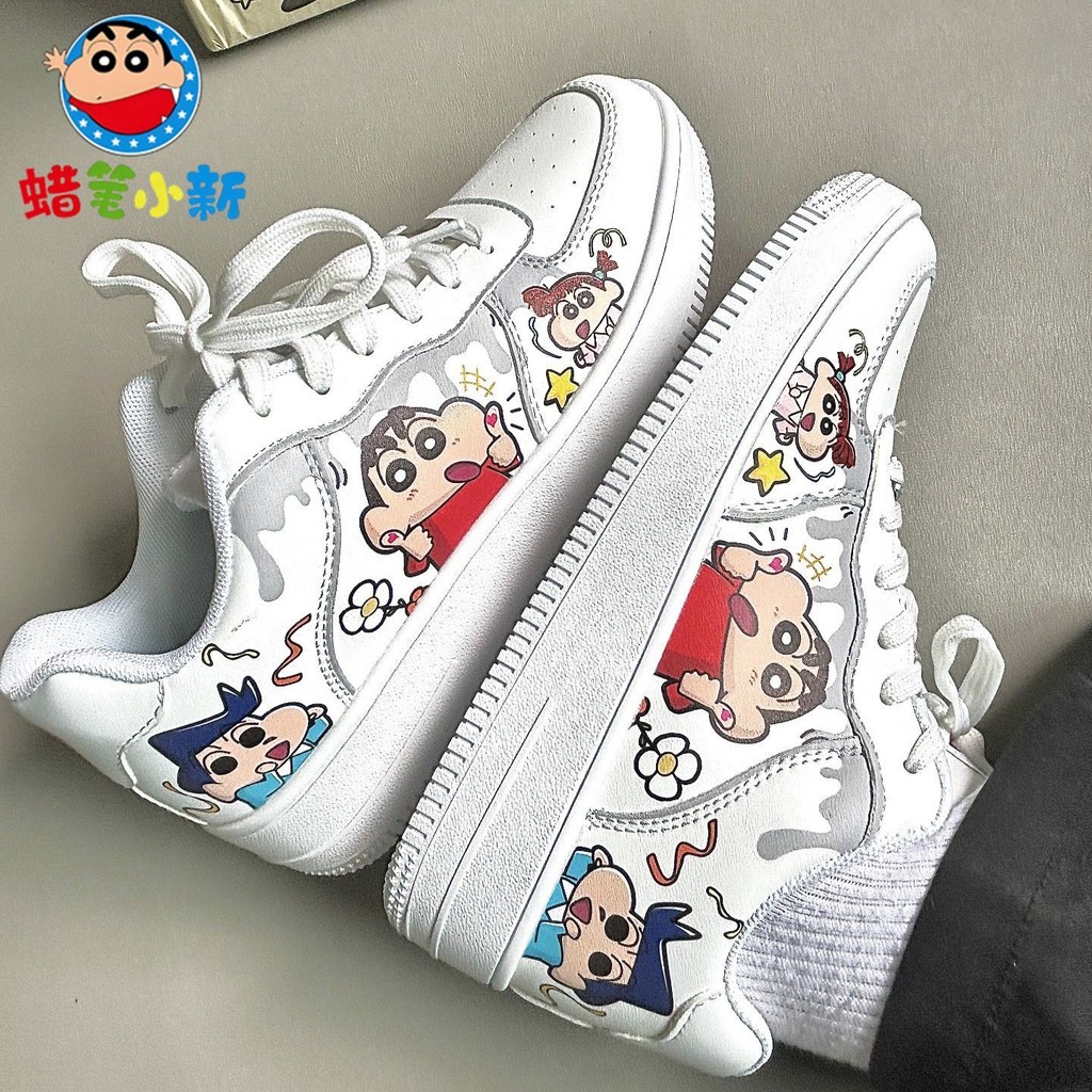 [80.110,000 คนคอลเลกชันแบรนด์นี้] ดินสอสี หน้าแข้ง-ชาน ของแท้รองเท้าผู้ชาย 20,000 สไตล์ใหม่มูลค่าสูงการ์ตูนอะนิเมะกราฟฟิตีรองเท้าผ้าใบแฟชั่นทุกการแข่งขันรองเท้าลําล