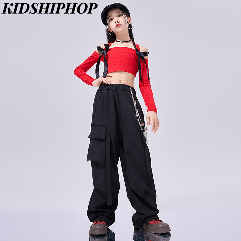 เครื่องแต่งกายการแสดงเทศกาลของเด็กผู้หญิง เสื้อผ้าคริสต์มาสสําหรับเด็กผู้หญิงชุดเต้นรําแจ๊สสาวเสื้อครอปสีแดงกับสะดือสัมผัสสําหรับเต้นรําฮิปฮอปชุดเต้นที่เร - รูปที่ 2