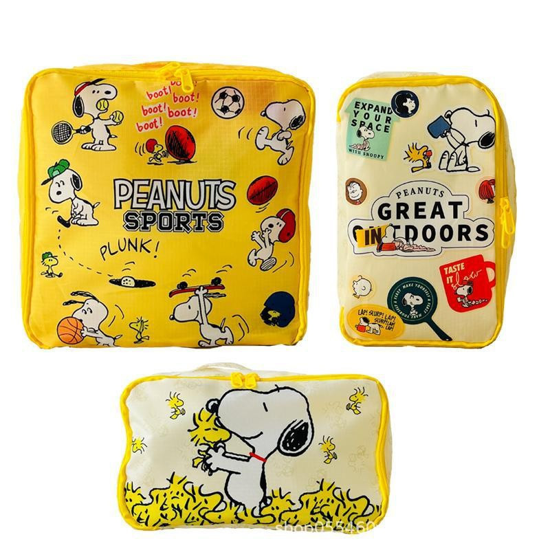 Snoopy 3ชิ้นญี่ปุ่นการ์ตูนน่ารักลูกสุนัขพิมพ์กระเป๋าถุงเก็บเครื่องสำอางชุดสามชิ้นกลางแจ้งเสื้อผ้าย่อยบรรจุกระเป๋าเดินทาง