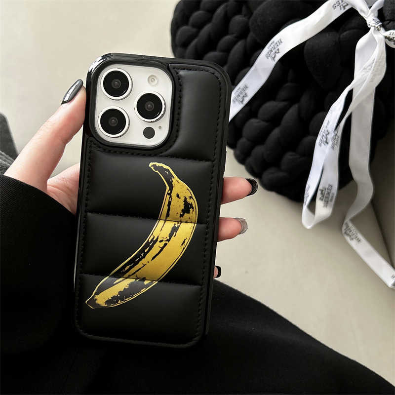 Banana3Dปักเป้าเคสโทรศัพท์สําหรับiPhone 11 12 13 14 15 16 Pro Max Feather Fiber Anti-fall Soft Down 