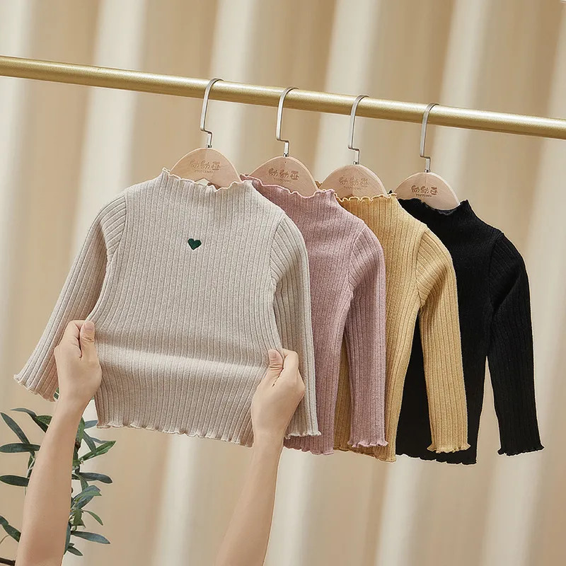 สาวแขนยาวเสื้อ จุดต่ําสุด 2024 สไตล์ใหม่ฤดูใบไม้ร่วงครึ่งคอสูงหัวใจรักเสื้อสวมหัวเด็กสาวบางด้านบน