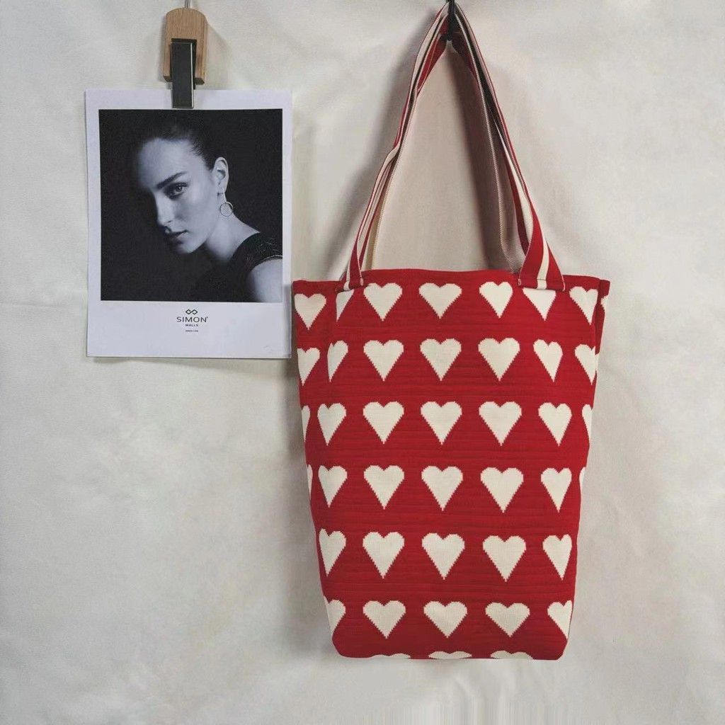 【พร้อมส่ง】miss bag fashion กระเป๋าช๊อปปิ้งไฮโซทอลายริ้ว กระเป๋าทรงสวย