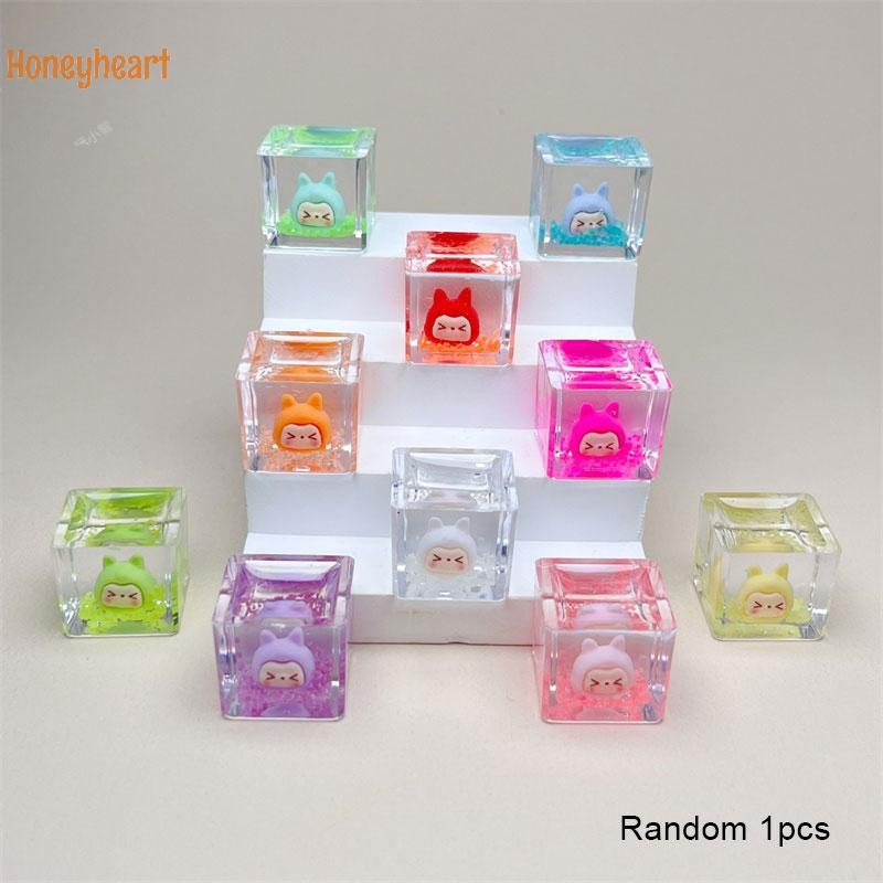 <Honeyheart> Random Glow-in-the-Dark Ice Cube KIKI เครื่องประดับการ์ตูนเครื่องประดับตกแต่งรูปขนาดเล็ก Nice