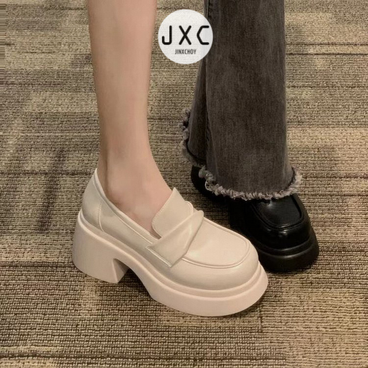 JINxCHOY รองเท้าส้นสูง 7 ซม. หนัง PU ส้นหนา หัวเหลี่ยม สวมใส่สบาย สีดํา สีขาว เข้ากับทุกการแต่งกาย สไตล์คลาสสิก