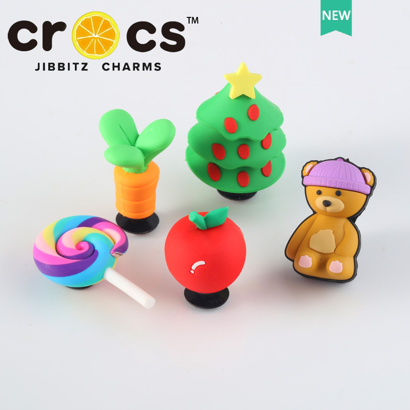 jibbitz crocs หัวเข็มขัดรูรองเท้า อุปกรณ์เสริม 3 มิติ ต้นคริสต์มาส แครอท หมีน่ารัก รองเท้าแฟชั่น จิ๊บบิท ตัวติดรองเท้า crocs