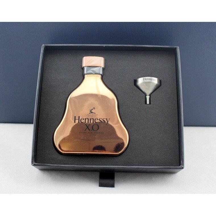 ขวดแก้วแพลตตินัม HENNESSY XO พร้อมกรวย ไม่มีแอลกอฮอล์