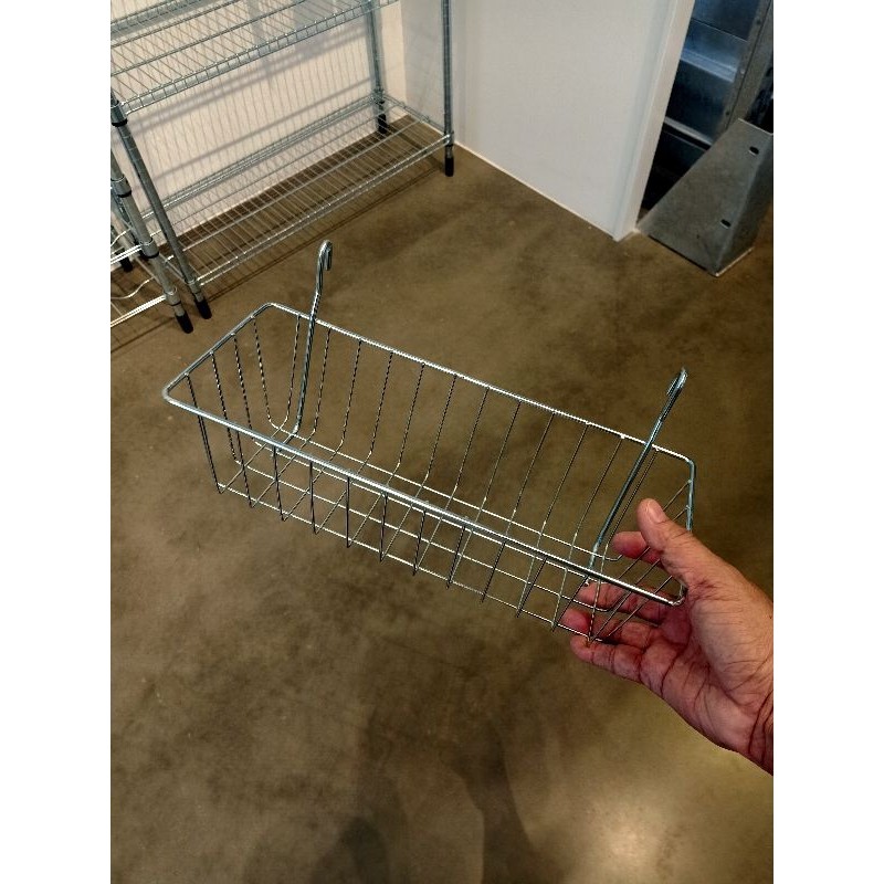 IKEAshopping OMAR อูมาร์ ตะกร้าแขวนบนชั้น ตะกร้า แขวน Ikea ตะกร้าใส่ของ ตระกร้า