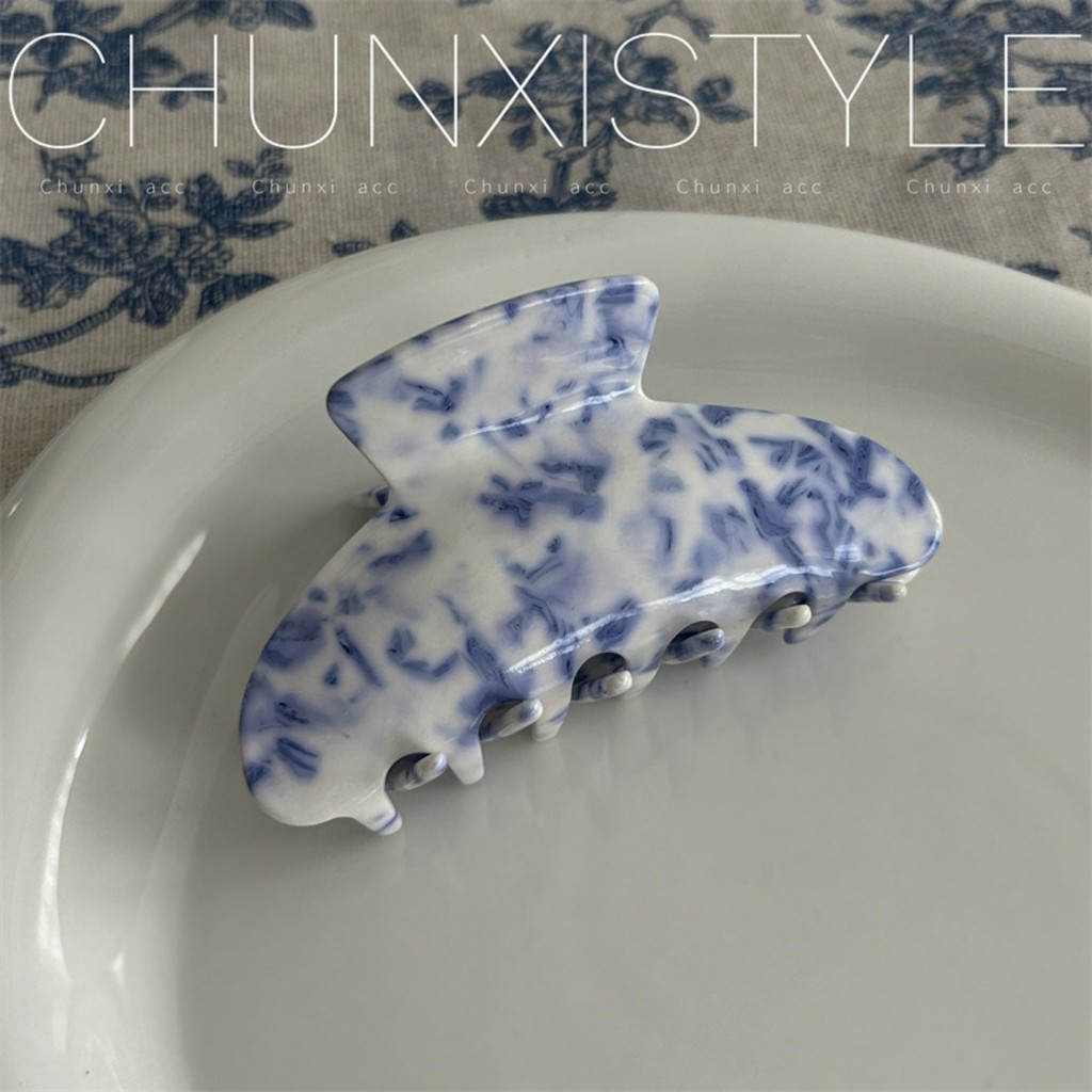 ✨✨✨ส่งฟรี ✨✨✨อิน ฝรั่งเศสเลียนแบบพอร์ซเลนสีฟ้าและสีขาวรูปแบบกรดอะซิติกขนาดกลางฉลามคลิปอารมณ์หวานที่เรียบง่ายกิ๊บปิ่นปักผมผู้หญิงแฟชั่นย้อนยุคเครื่องประดับ - รูปที่ 3