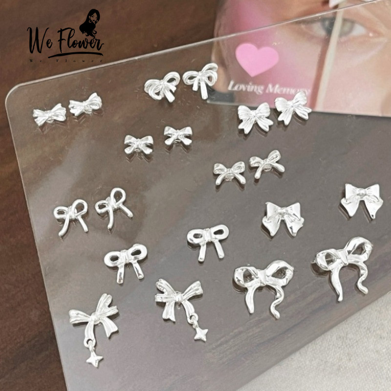 We Flower Delicate S925 Silver Tiny Bow Stud ต่างหูสําหรับผู้หญิงสาว Hypoallergenic เจาะหูเครื่องประดับอุปกรณ์เสริม