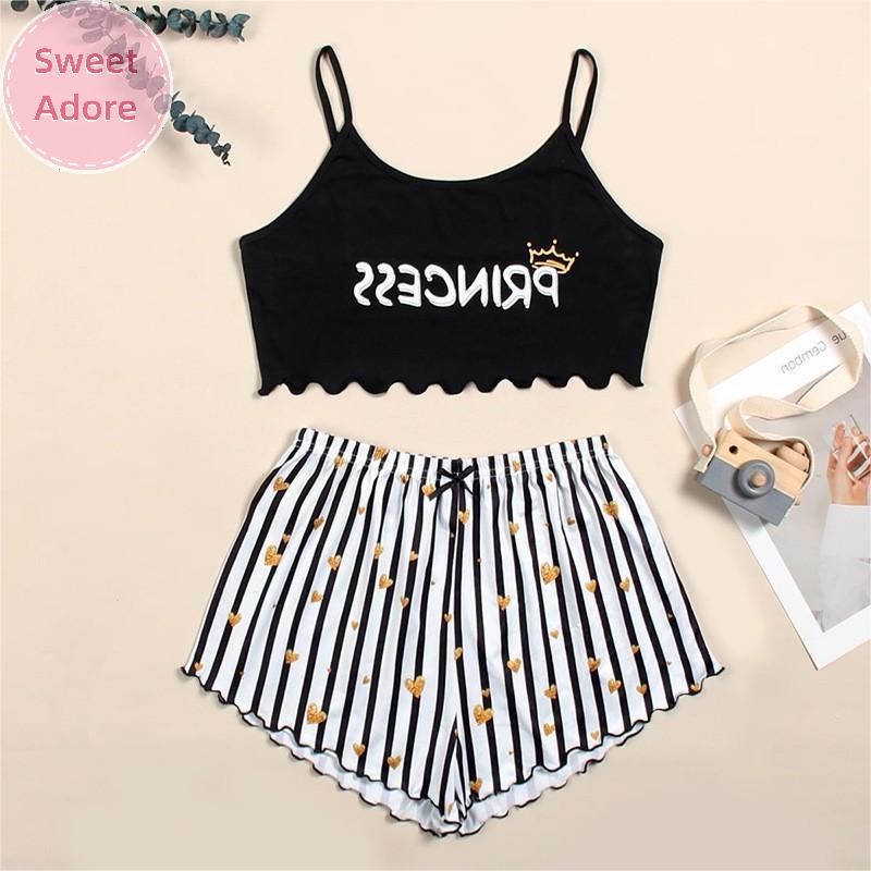 Sweetadore กางเกงขาสั้นลายทางลําลองแฟชั่นและเซ็กซี่ + ชุดนอนเสื้อกั๊กชุดสองชิ้นสําหรับผู้หญิง TH